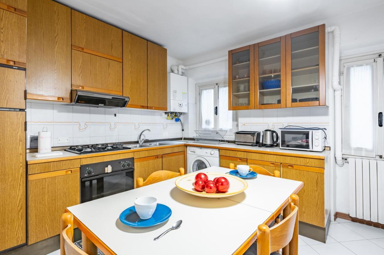 Sant'Ambrogio Central Apt: Your Florence Hideaway Extérieur photo